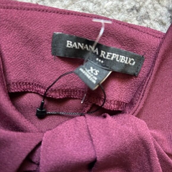 Banana Republic TWIST-FRONT CREPE CAMISOLE TANK TOP SIZE XS - Picture 4 of 6